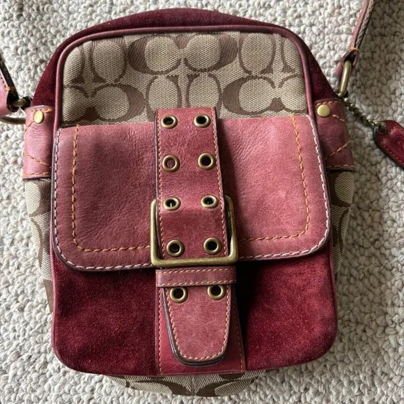 Coach Soho Crossbody Burgundy Suede Classic C Y2K Bag Hang Tag RARE Vintage - Picture 3 of 14